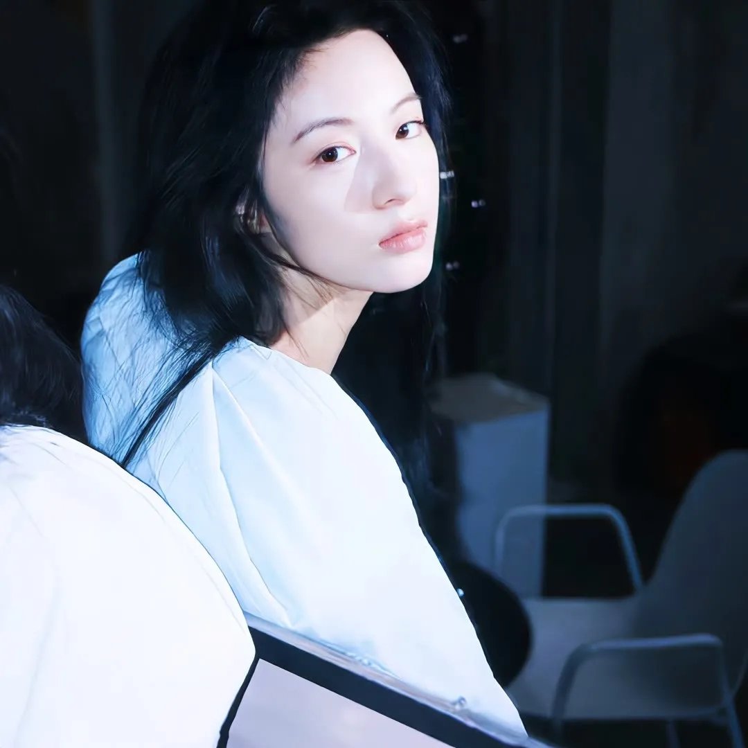 越夜越宵愁